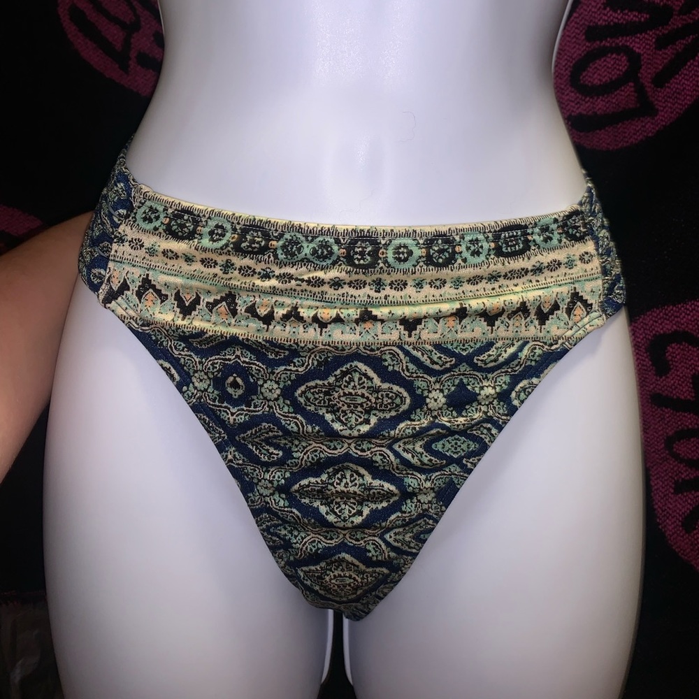 Athleta bikini bottoms